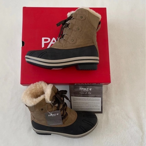 (NWT) PAWZ Women's Ginnie Cozy Warm Winter Boots, Size: 6 - Picture 8 of 16